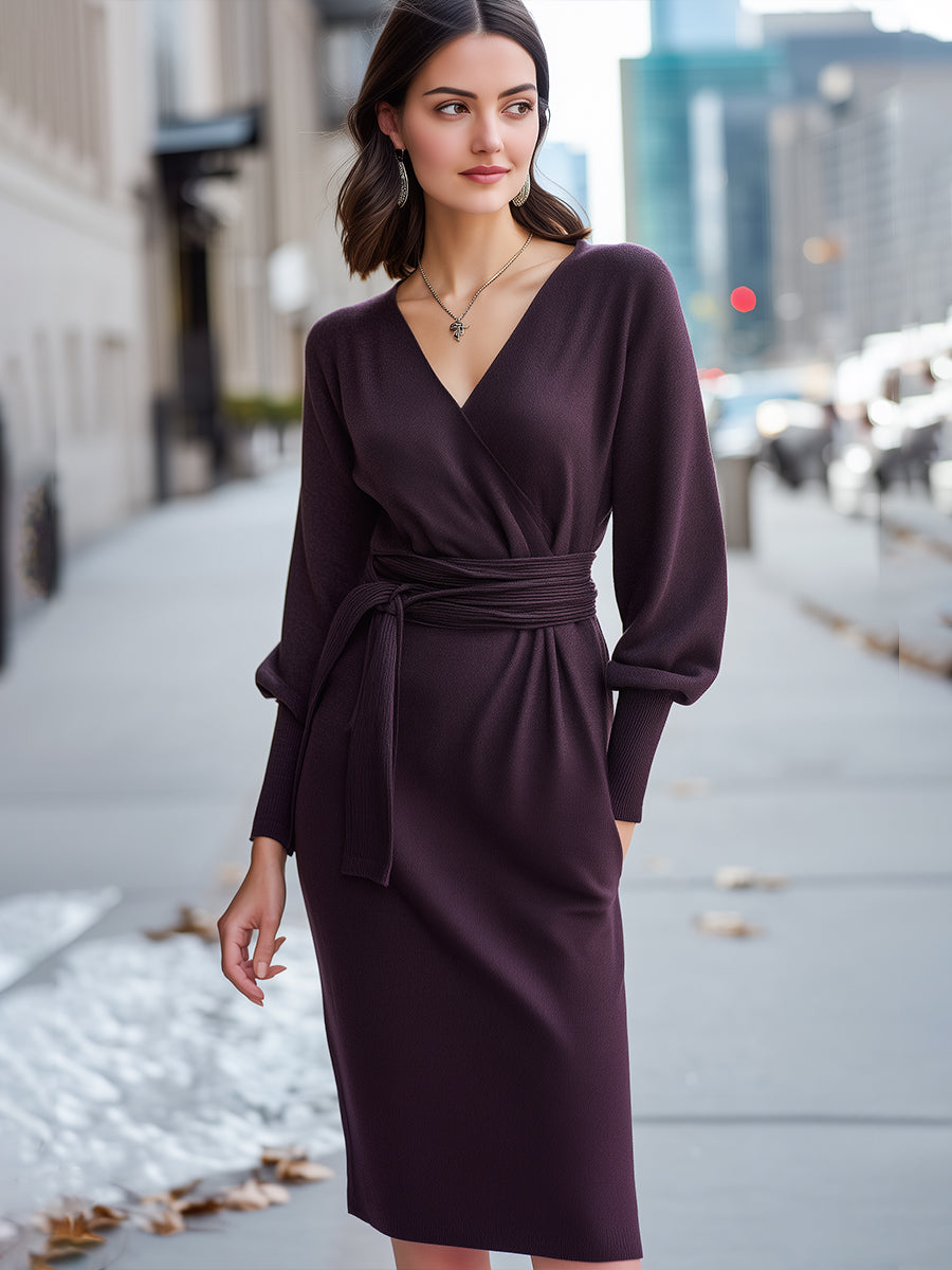 Elegantna burgundska obleka s pasom