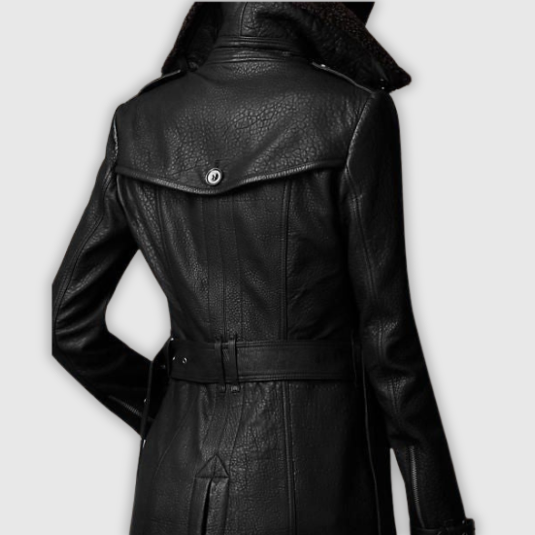 Elina – Nahkjakki mugavuse ja stiili nimel