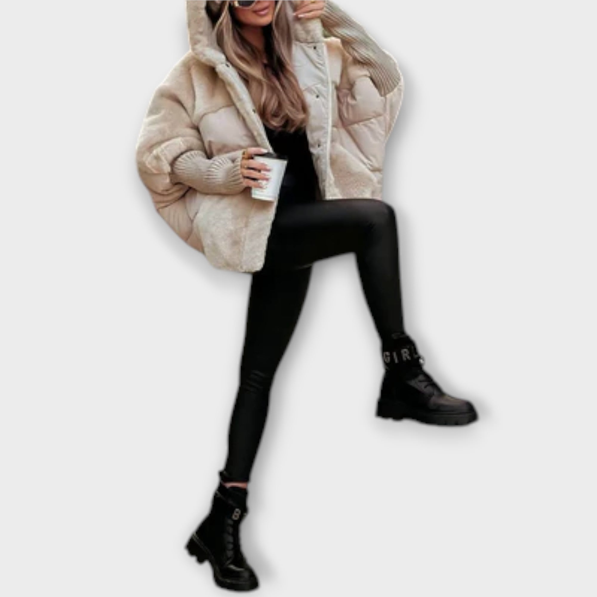 Ava - Elegantne Puhastusmantel