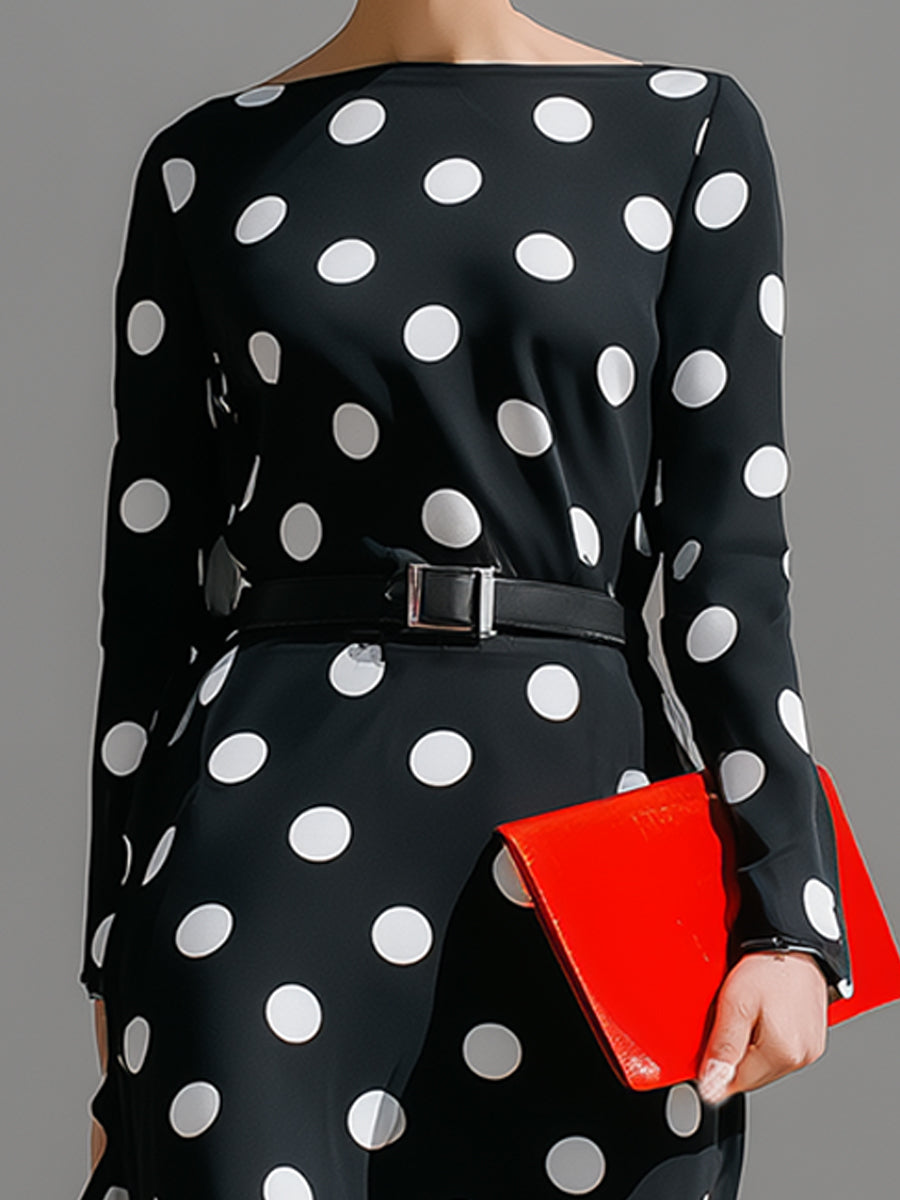 Črna obleka midi z dolgimi rokavi in pikami