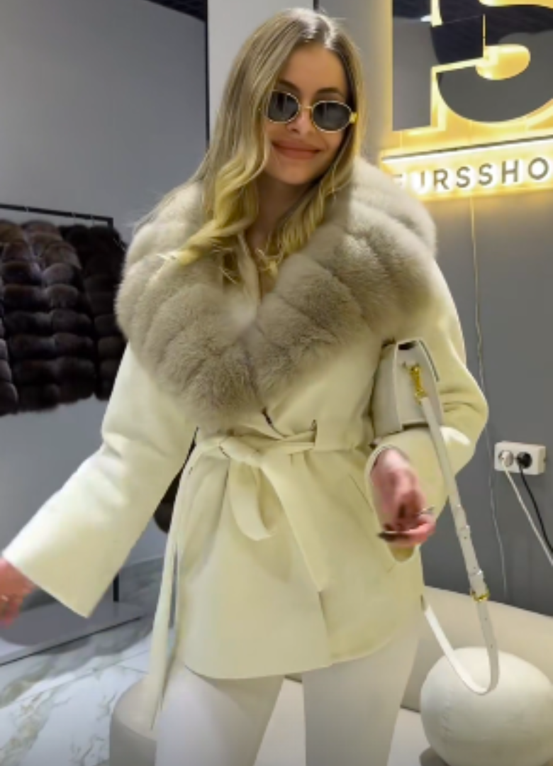 Alva | Elegantna Kapa z Luksuznim Umjetnim Krznom