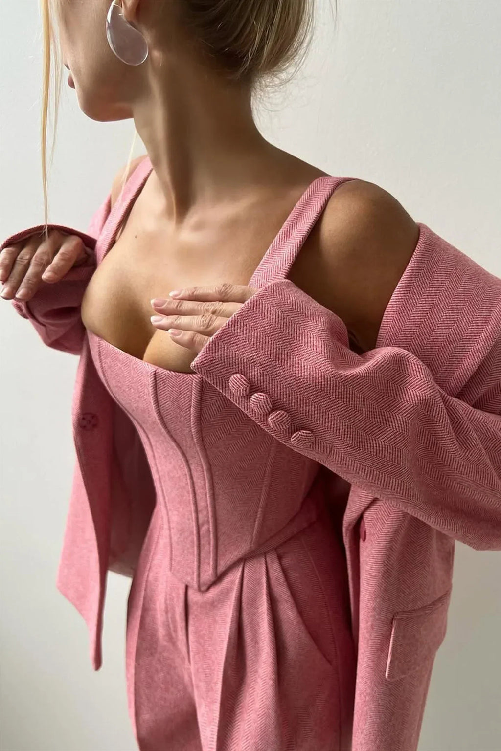 Alba™ - Tri delni set z dvorejnim blazerjem